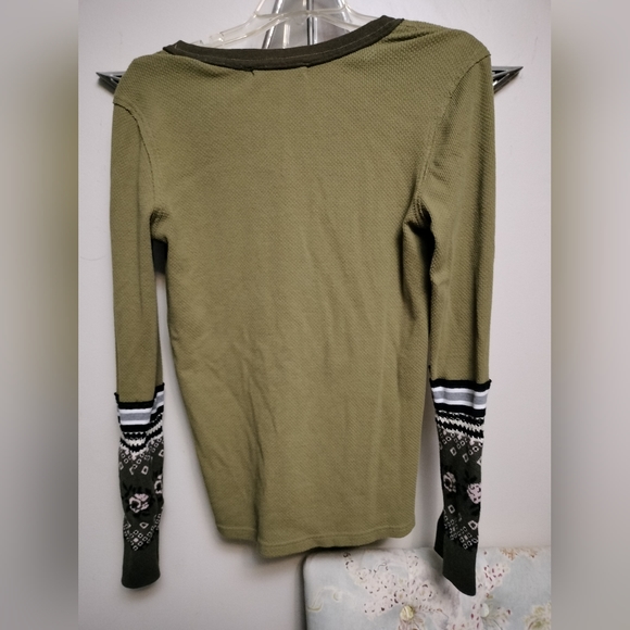 Free People MIKAH Layering Cuff Army combo long sleeve Green Top - Picture 2 of 4